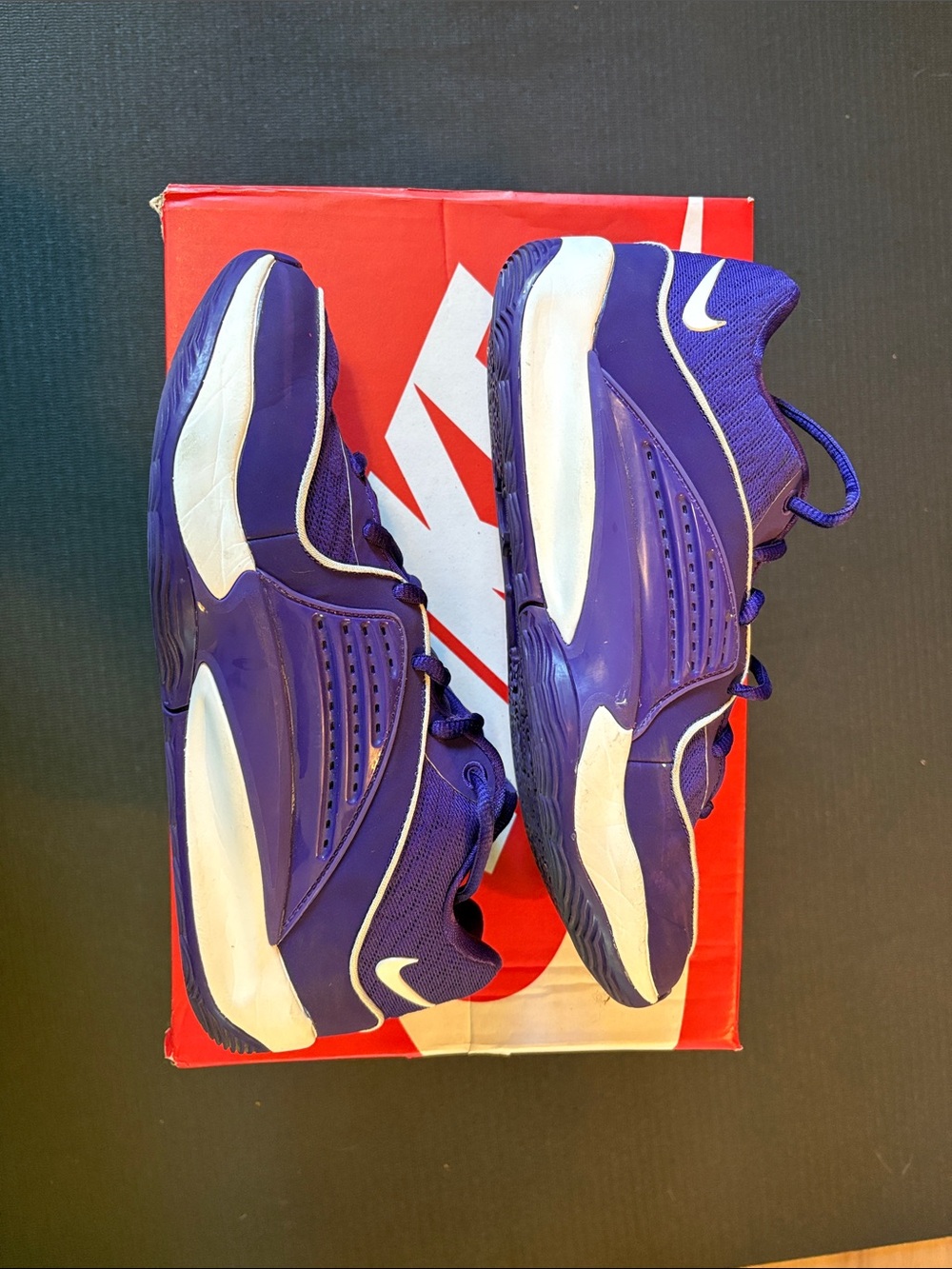 Nike Men’s Athletic Shoes in Purple and White
